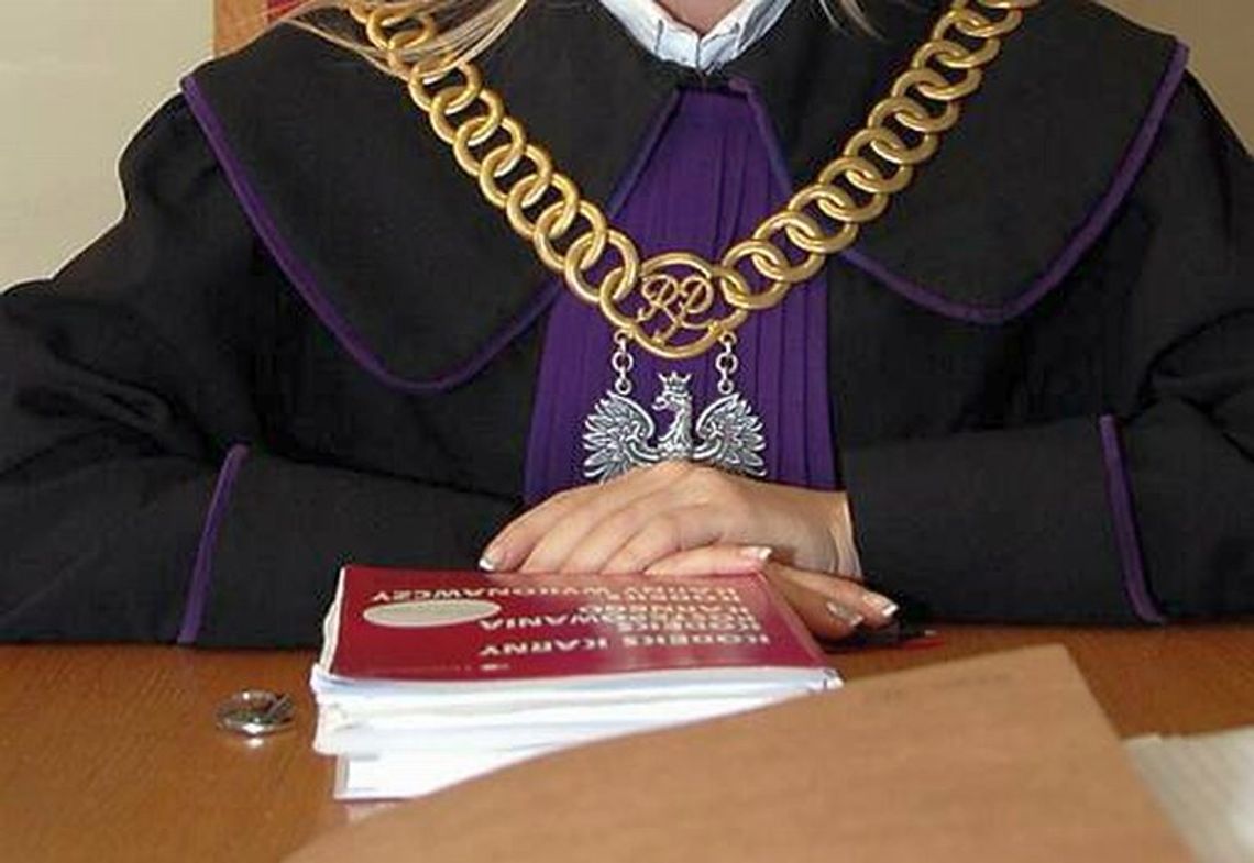 64-latek kilka razy ugodził ofiarę nożem, grozi mu dożywocie