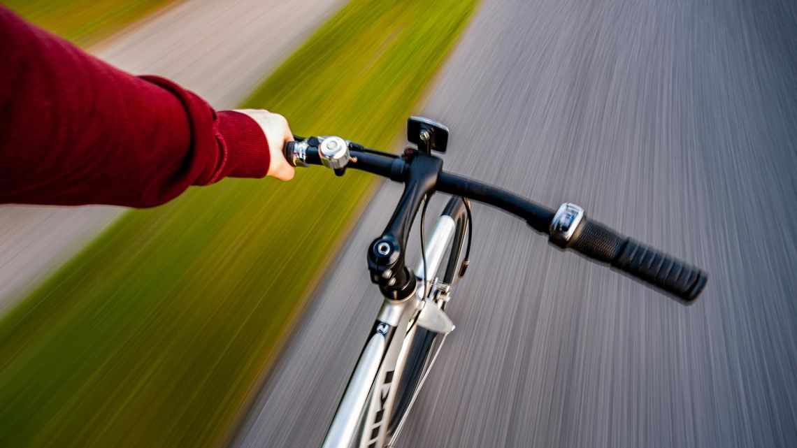 65-latka na rowerze: kolizja, mandat i promile 65-latka na rowerze: kolizja, mandat i promile