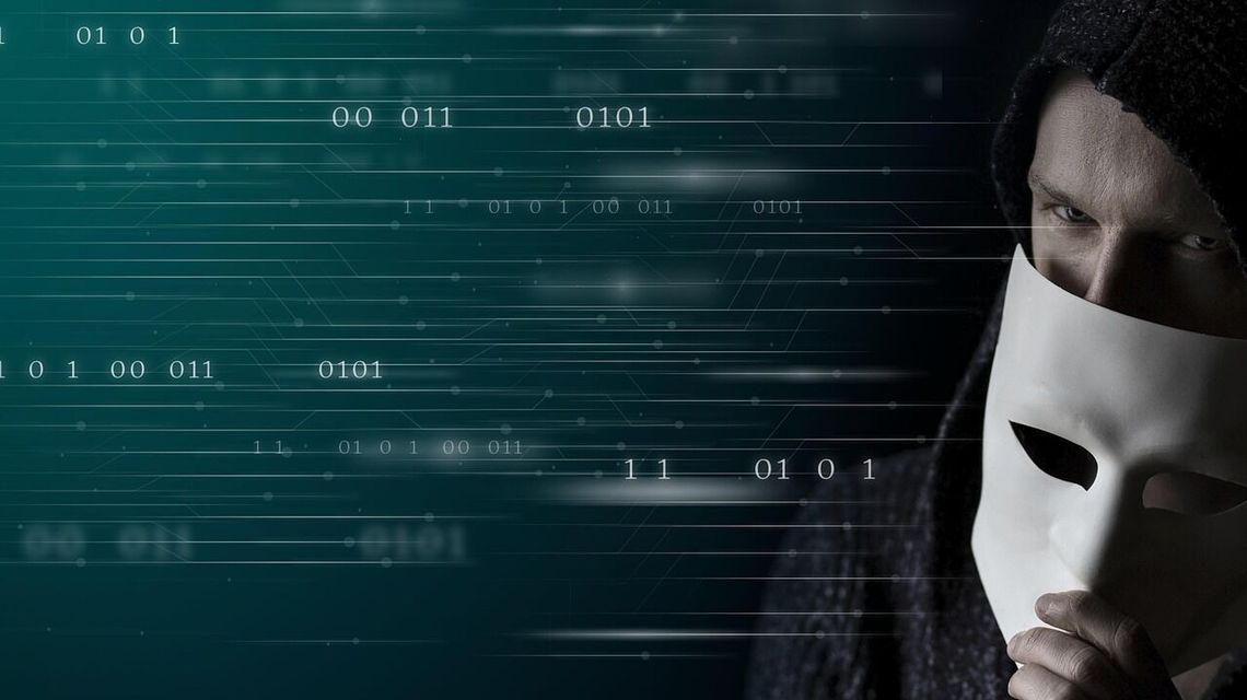 66-latka z gminy Jabłoń padła ofiarą internetowych oszustów. Napisała do niej "znajoma"