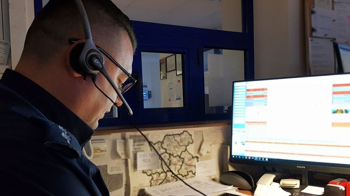 71-latek z Puław zgubił się w lesie. Policjant pomógł mu bezpiecznie wrócić