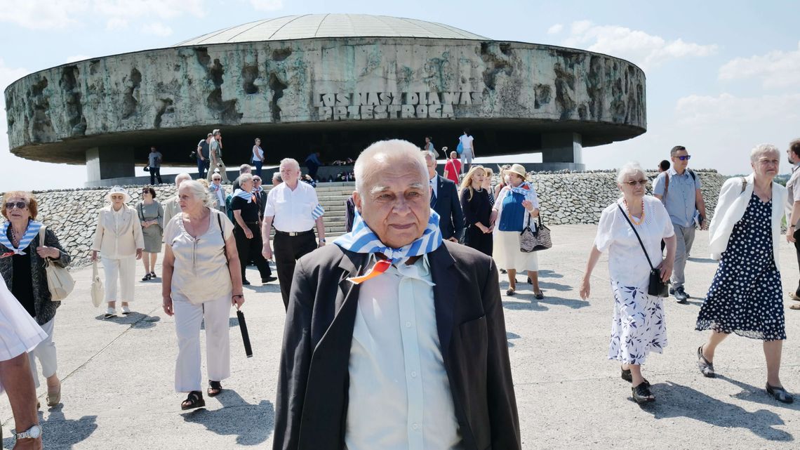 74 lata temu zlikwidowano niemiecki obóz koncentracyjny Majdanek. Pamięć o ofiarach 74 lata temu zlikwidowano niemiecki obóz koncentracyjny Majdanek. Pamięć o ofiarach