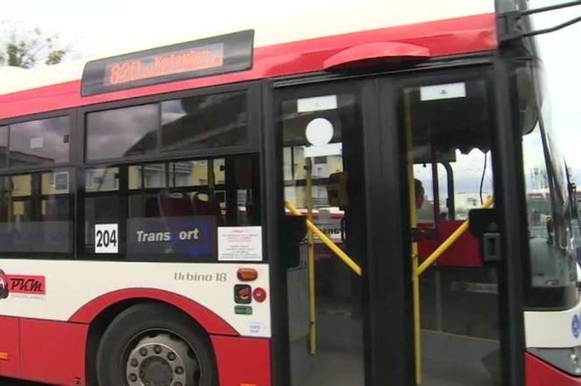 8-latek zasnął w autobusie. Przejechał kilka miejscowości, trafił na komisariat