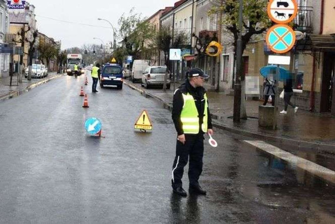 81-latek potrącił pieszą na przejściu. Kobieta w szpitalu 