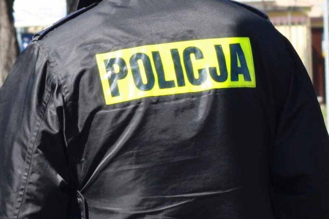 81-latka z kontrabandą. Prawie 1200 paczek papierosów