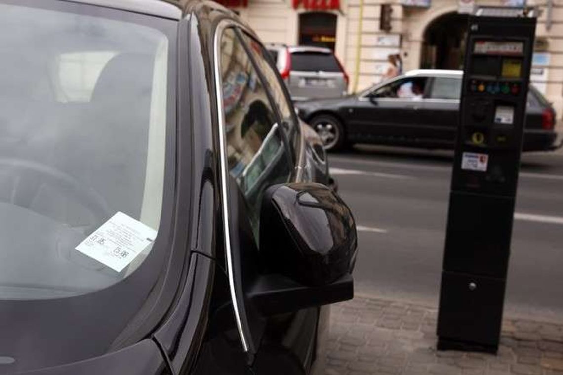 9 złotych za godzinę parkowania w mieście? Ministerstwo chce podwyższenia limitów 9 złotych za godzinę parkowania w mieście? Ministerstwo chce podwyższenia limitów