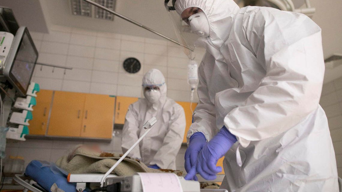 9073 nowe przypadki zakażenia koronawirusem w Polsce. Zmarło 273 chorych