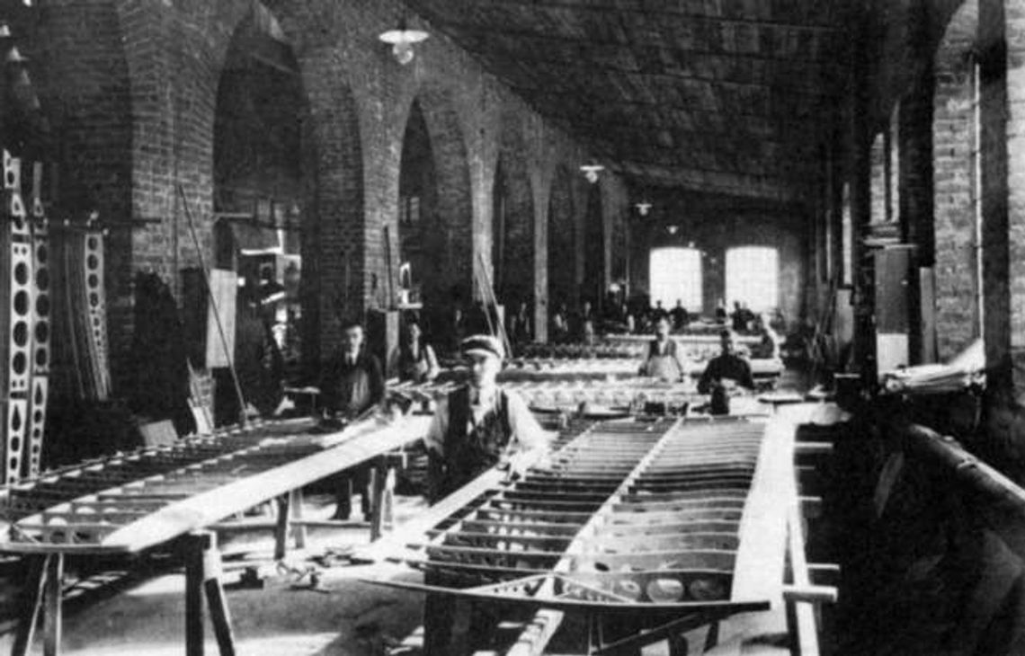 95 lat temu poleciał pierwszy polski samolot. Zbudowano go w Lublinie 95 lat temu poleciał pierwszy polski samolot. Zbudowano go w Lublinie