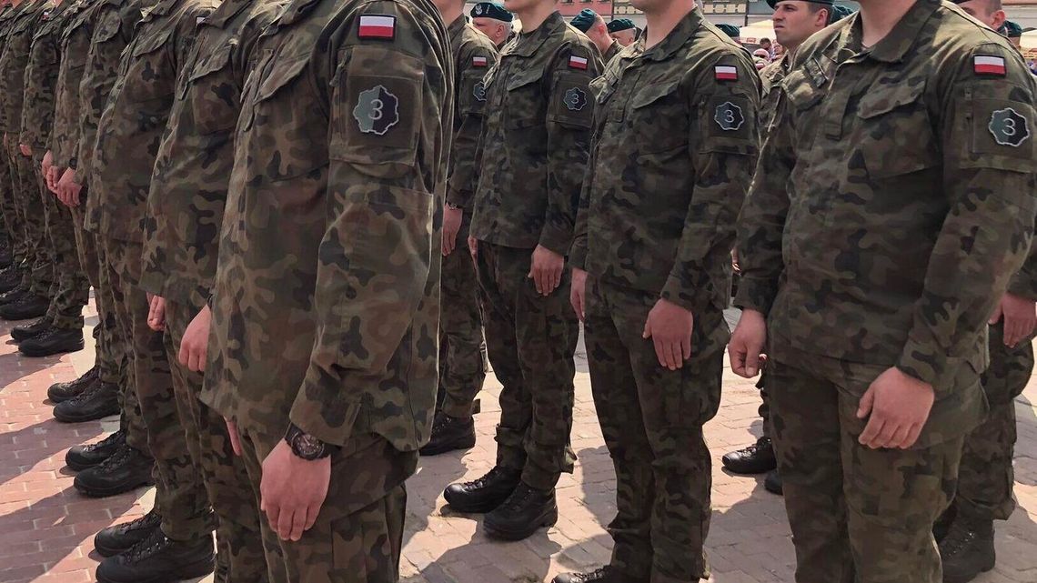 A może by tak w kamasze? Wojsko kusi: Dołącz do nas! A może by tak w kamasze? Wojsko kusi: Dołącz do nas!