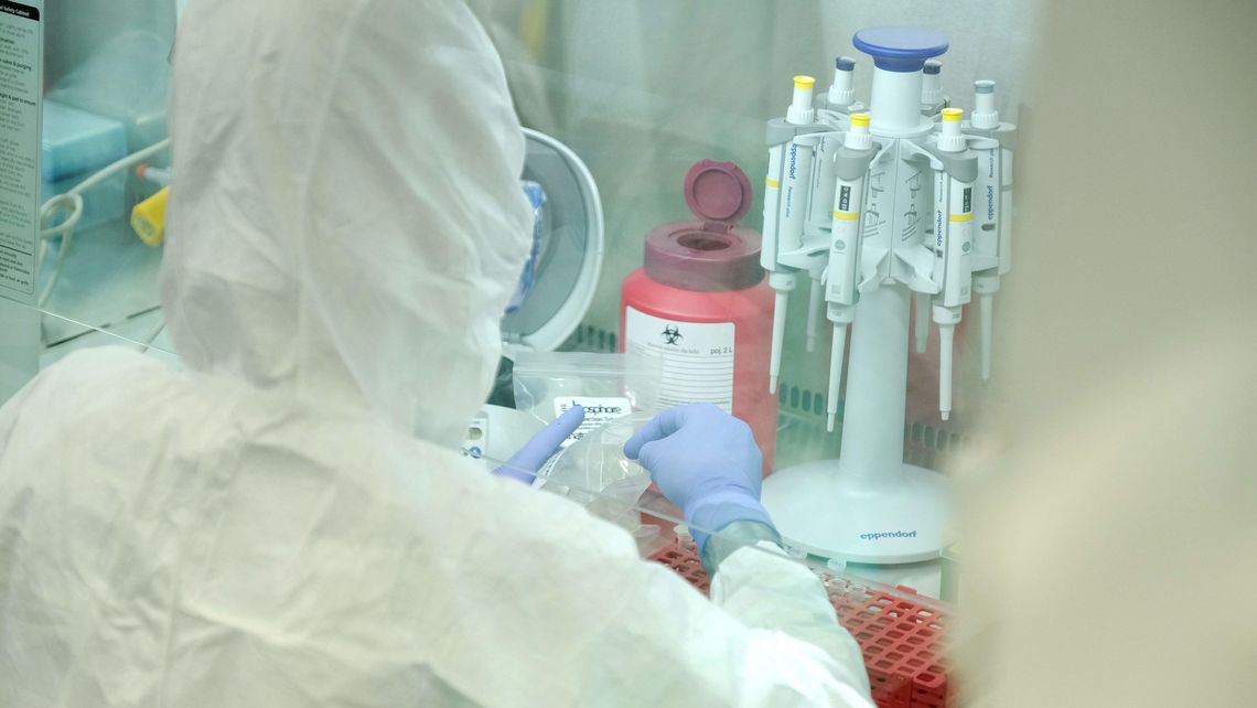 A może ja też chorowałem? Kilkaset osób zgłosiło się na badania w Lublinie. Ile to kosztuje?