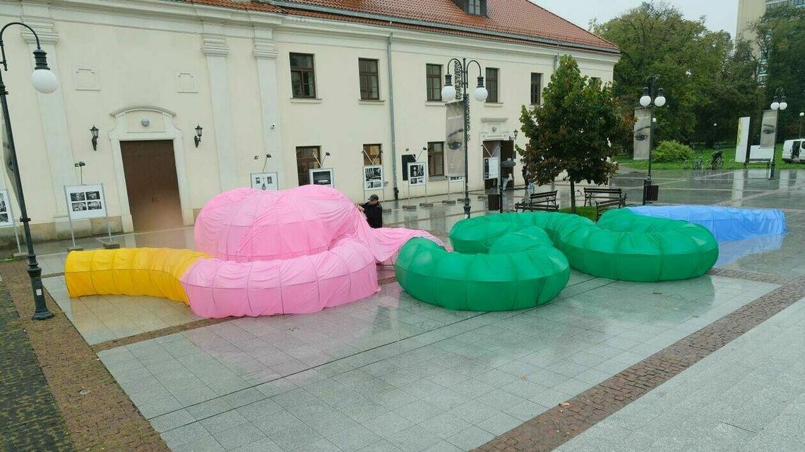 A więc, wojna. Pociąg na ulicy Olejnej to nie jedyne zaskoczenie Open City w tym roku