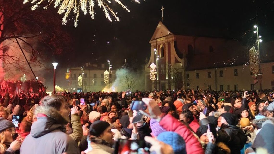 A wirus na to: Sylwestra nie będzie