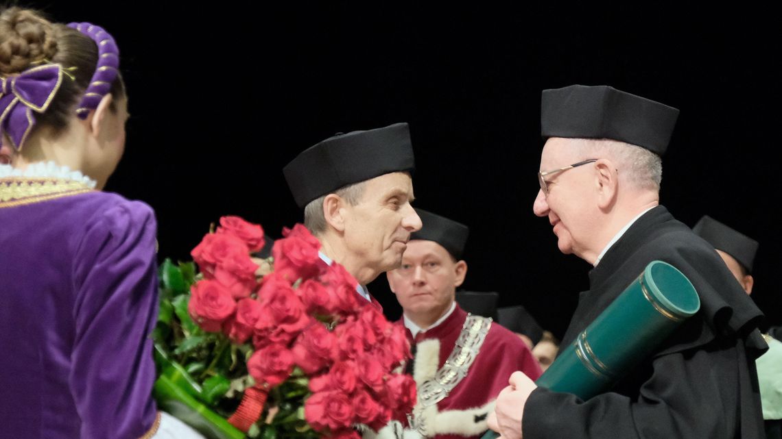 Abp Budzik doktorem honoris causa Uniwersytetu Przyrodniczego w Lublinie Abp Budzik doktorem honoris causa Uniwersytetu Przyrodniczego w Lublinie