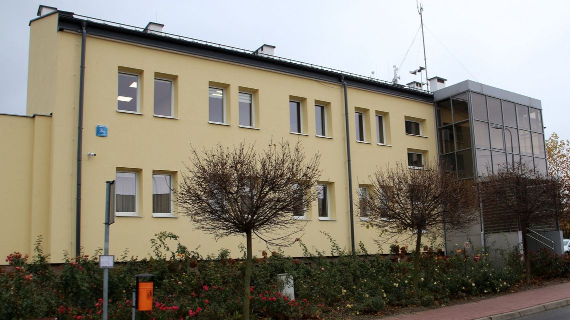 Absencje pracowników Ratusza drażnią mieszkańców. "Dokumenty wydajemy w terminie" Absencje pracowników Ratusza drażnią mieszkańców. "Dokumenty wydajemy w terminie"