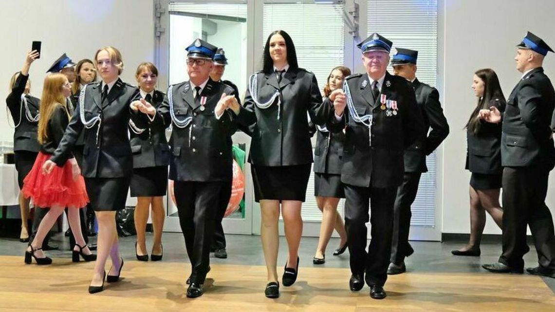 Ach, co to był za bal. Strażacy bawili się do białego rana Ach, co to był za bal. Strażacy bawili się do białego rana