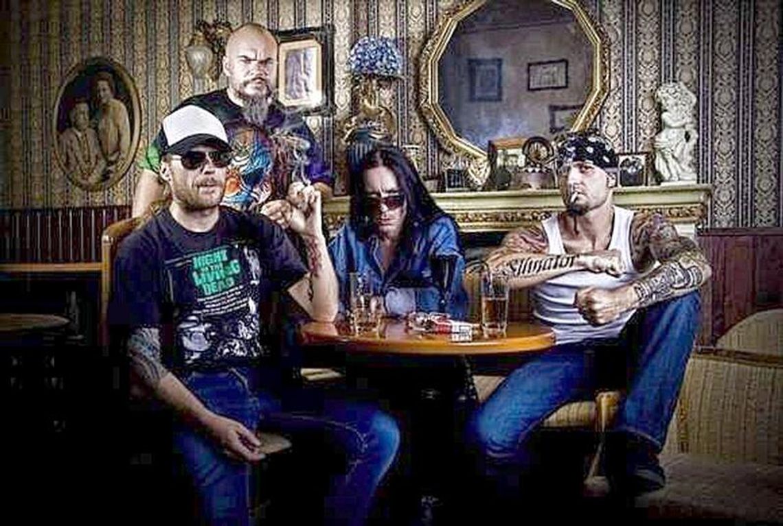 Acid Drinkers w Graffiti 