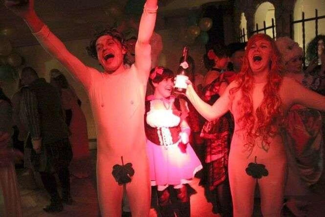 Adam i Ewa, Shrek i Freddie Mercury. Tak się bawi Kazimierz [zdjęcia]