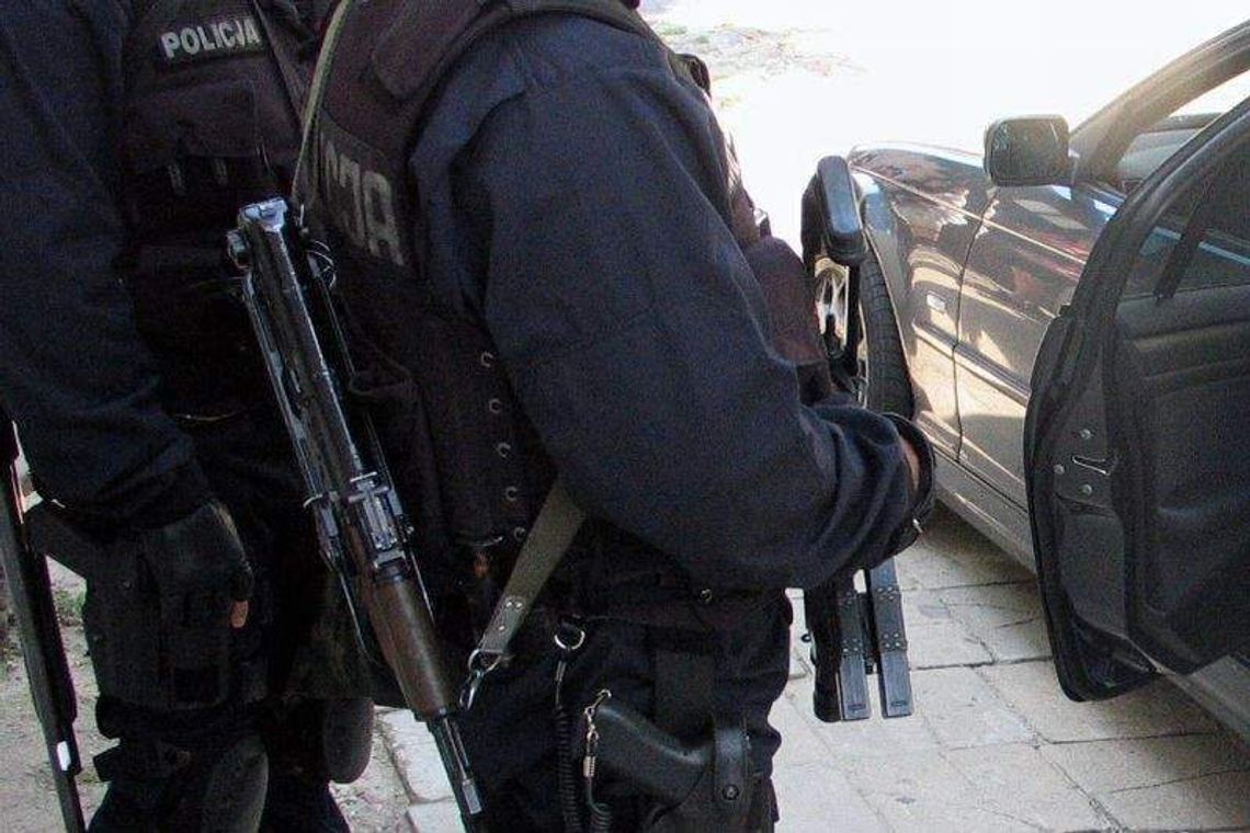 Afera w lubelskiej policji. Antyterroryści po kieliszku Afera w lubelskiej policji. Antyterroryści po kieliszku