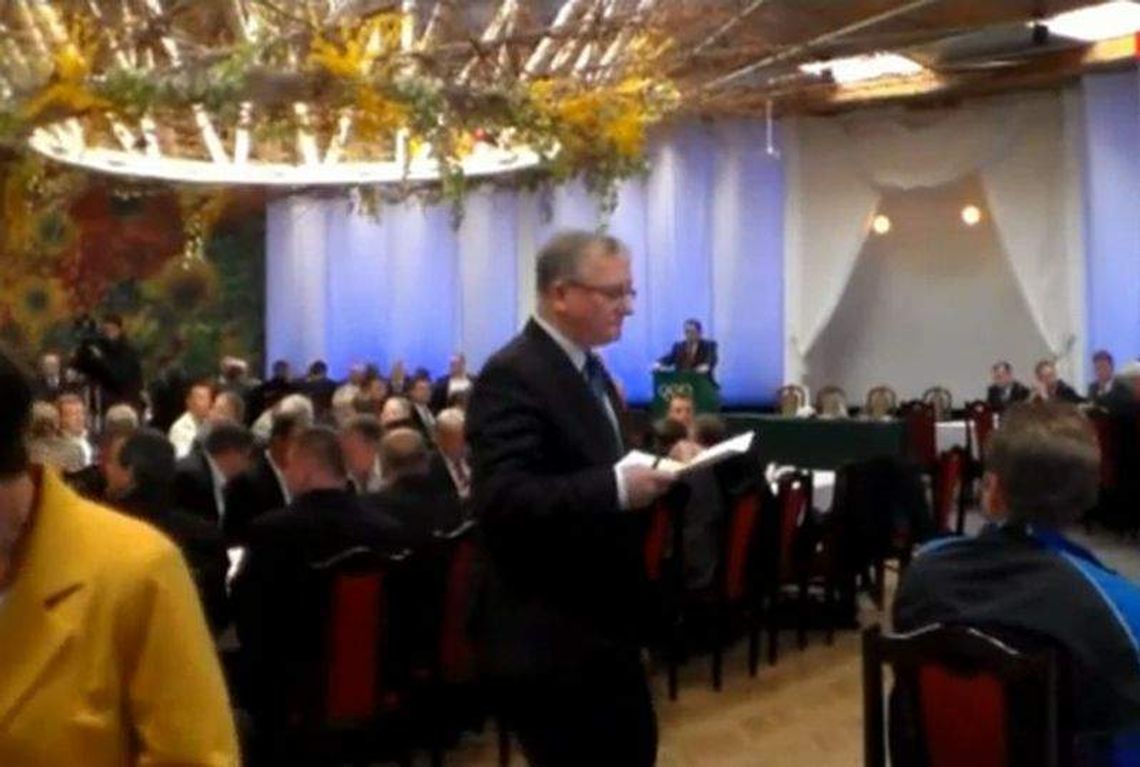 Afera w PZPN. Oszustwo przy wyborach prezesa (wideo)