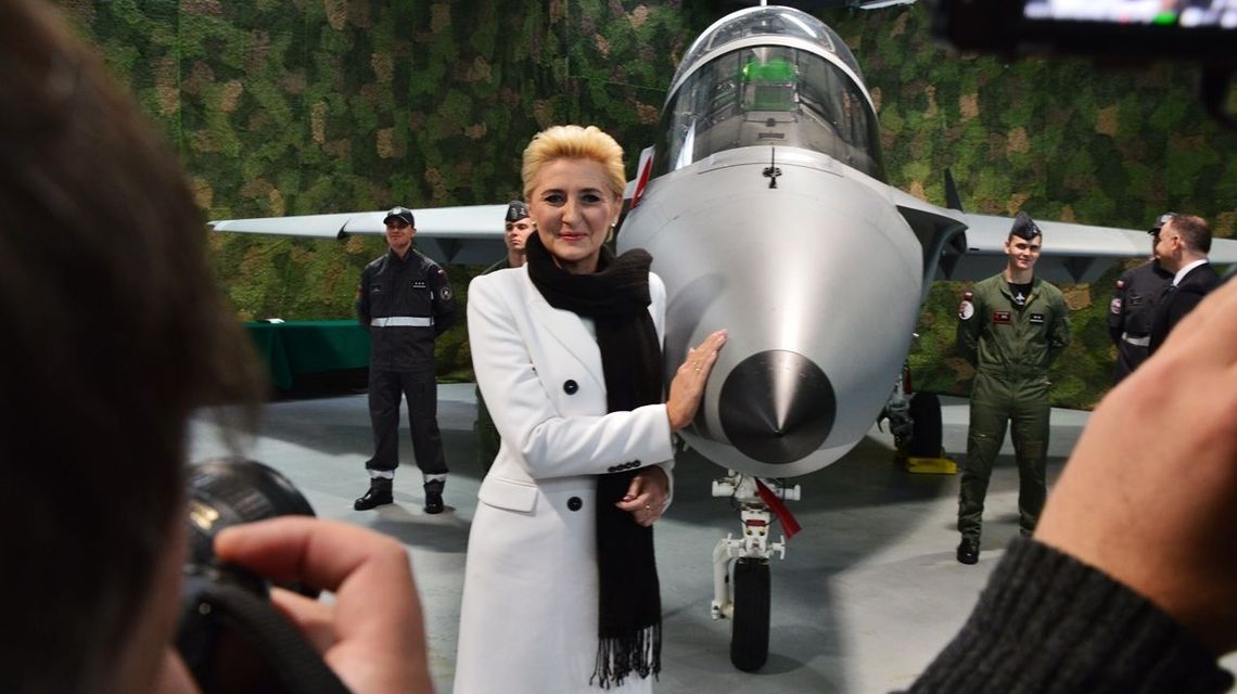 Agata Kornhauser-Duda została matką chrzestną dęblińskich „Bielików” Agata Kornhauser-Duda została matką chrzestną dęblińskich „Bielików”