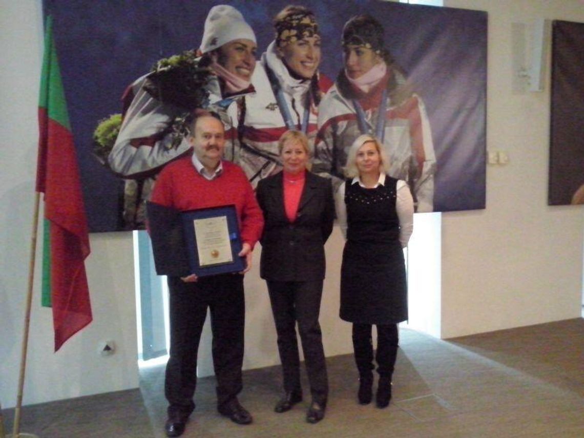 Agro-Natura Nałęczów i Armaty Stoczek Łukowski dostały nagrody od ministra sportu