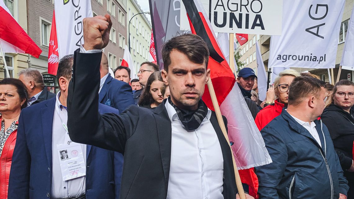 Agrounia zablokuje dwie drogi w woj. lubelskim. 48 godzin "bez przepuszczania pojazdów" Agrounia zablokuje dwie drogi w woj. lubelskim. 48 godzin "bez przepuszczania pojazdów"