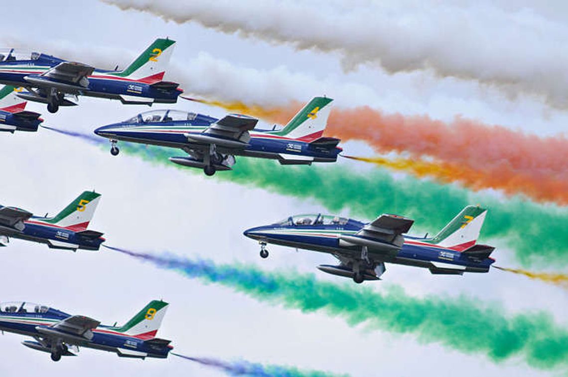 Air Show 2015: Trwają pokazy lotnicze w Radomiu (zdjęcia, wideo)