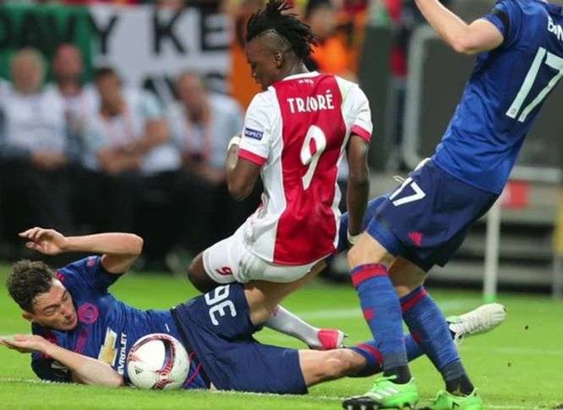 Ajax – Manchester Utd 0:2. Liga Europy dla „Czerwonych Diabłów” (wideo) Ajax – Manchester Utd 0:2. Liga Europy dla „Czerwonych Diabłów” (wideo)