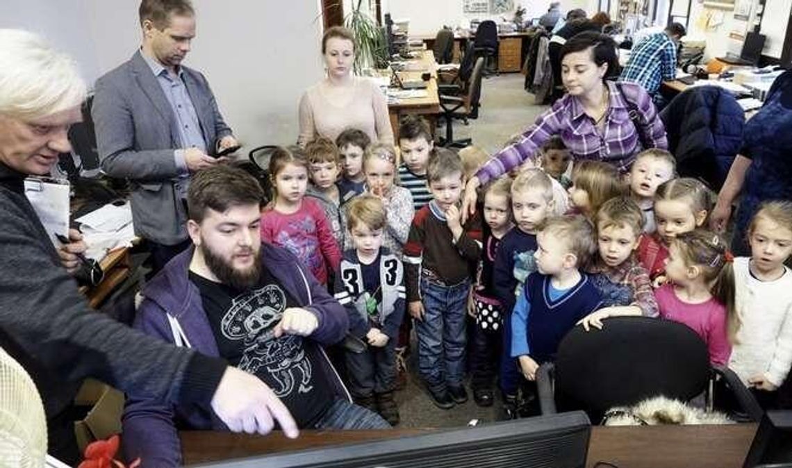 Akademia Wesołych Przedszkolaków z wizytą w Dzienniku Wschodnim Akademia Wesołych Przedszkolaków z wizytą w Dzienniku Wschodnim