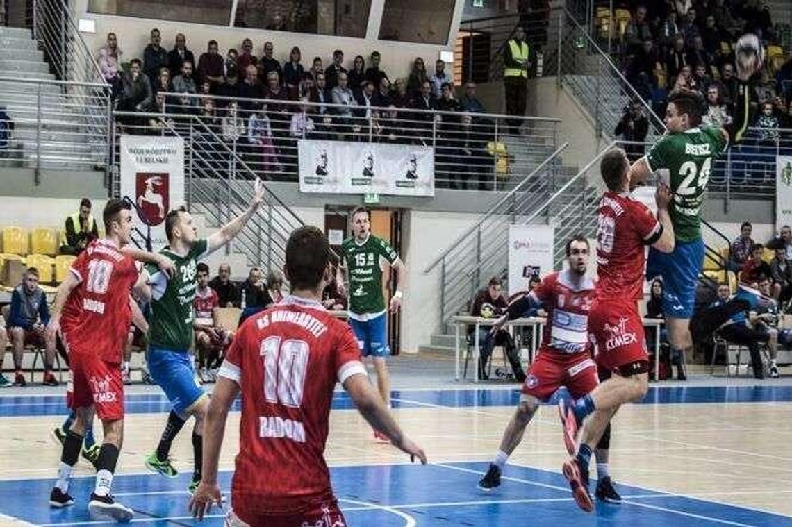 Akademicy odjechali rywalom po przerwie