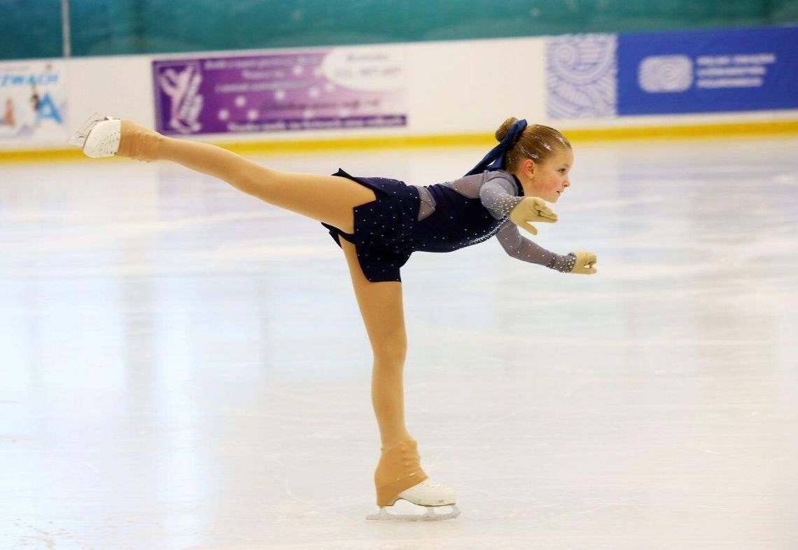 Akrobacje na lodzie w międzynarodowej obsadzie. Zawodnicy zachwycali Akrobacje na lodzie w międzynarodowej obsadzie. Zawodnicy zachwycali