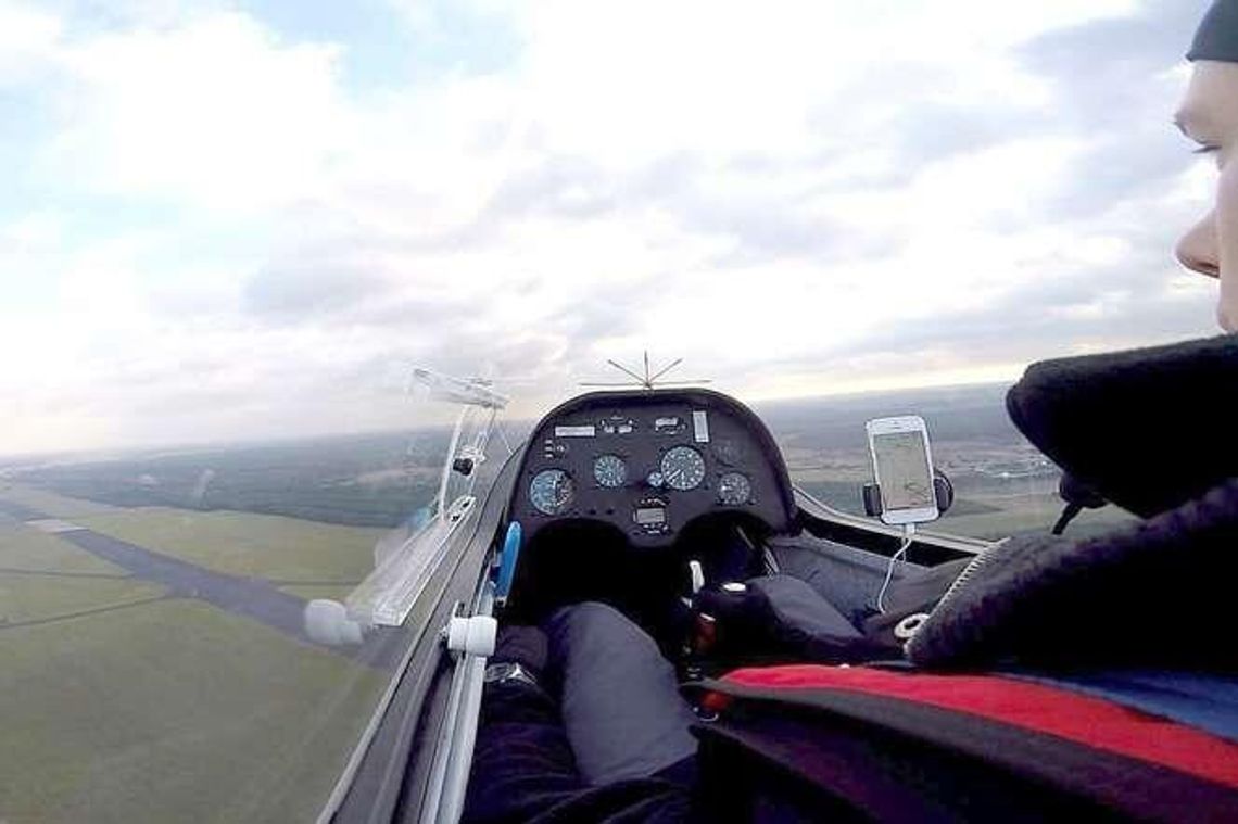 Akrobacje szybowcowe nad Białą Podlaską. Piloci będą się szkolić