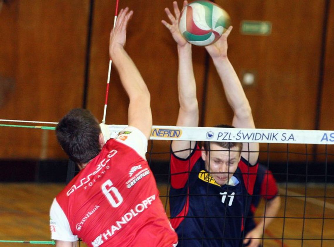 AKS V LO Rzeszów – Avia Świdnik 3:2, awans nie dla nas