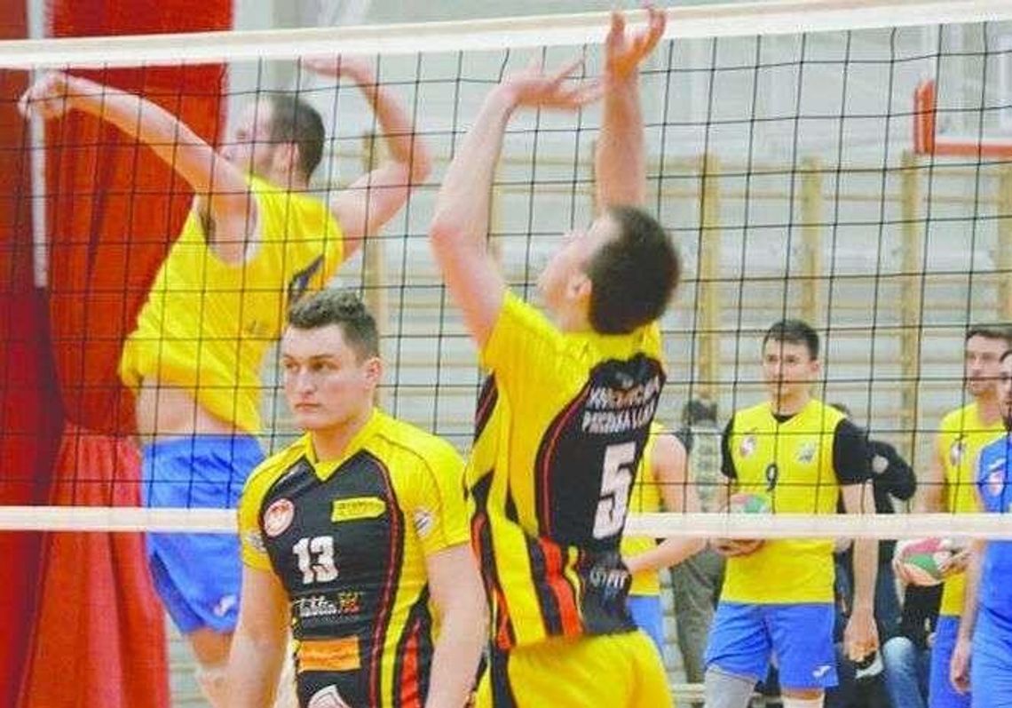 AKS V LO Rzeszów – LKPS Politechnika Pszczółka Lublin 1:3 AKS V LO Rzeszów – LKPS Politechnika Pszczółka Lublin 1:3