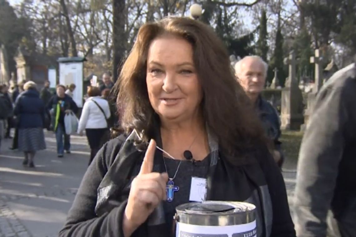 Aktorzy zbierają pieniądze na zabytkowe cmentarze (wideo)