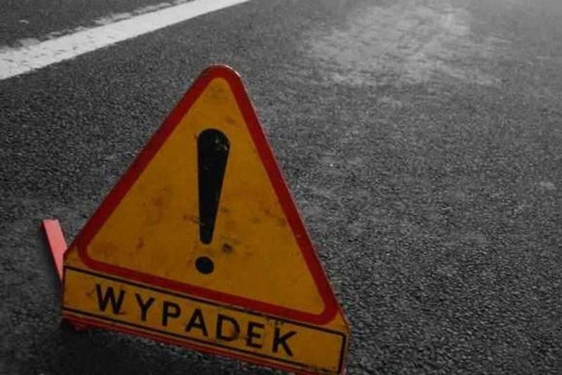 Al. Kraśnicka: Karetka zderzyła się z samochodem Al. Kraśnicka: Karetka zderzyła się z samochodem
