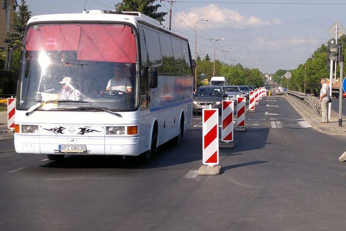 Al. Kraśnicka: Rozkopane skrzyżowanie i spore utrudnienia