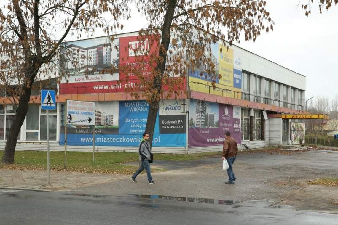 Al. Zygmuntowskie: Chętnych na budynek nie ma, a cena ani drgnie Al. Zygmuntowskie: Chętnych na budynek nie ma, a cena ani drgnie