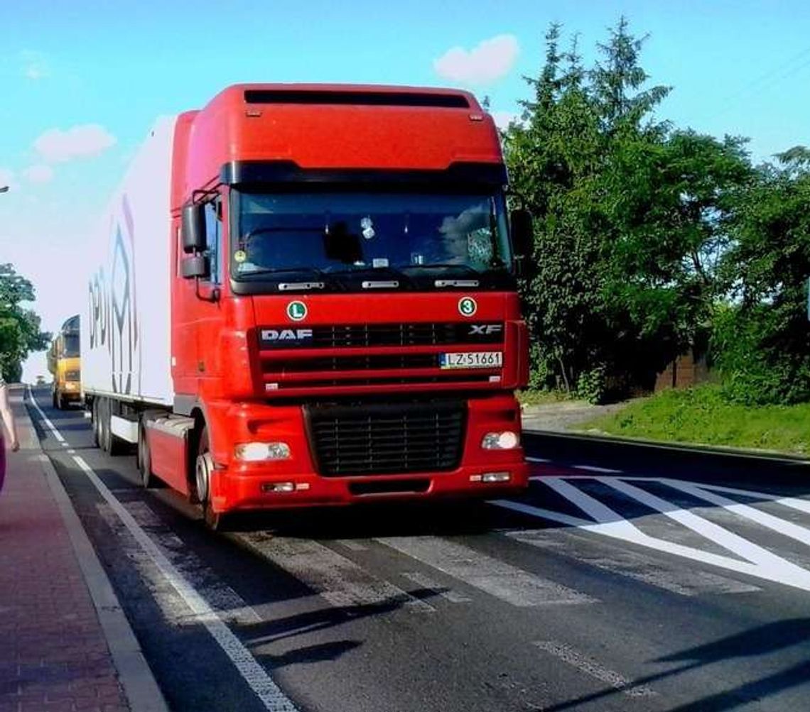 Alarm 24: Mieszkańcy Turystycznej i Wólki mają dość ciężarówek