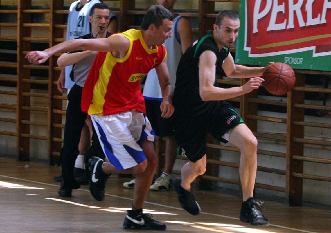 Aleksander Mrozik: Problemem polskiej koszykówki jest olbrzymia dziura w sezonie