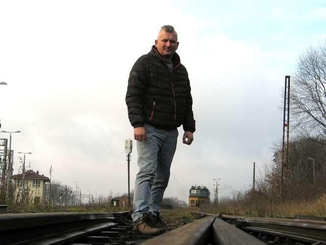 Alkohol i przerzucanie trupów. Były chełmski funkcjonariusz o policji lat dziewięćdziesiątych