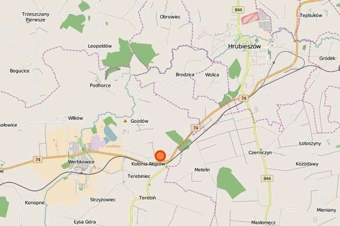 Alojzów. Samochód zderzył się z busem Alojzów. Samochód zderzył się z busem