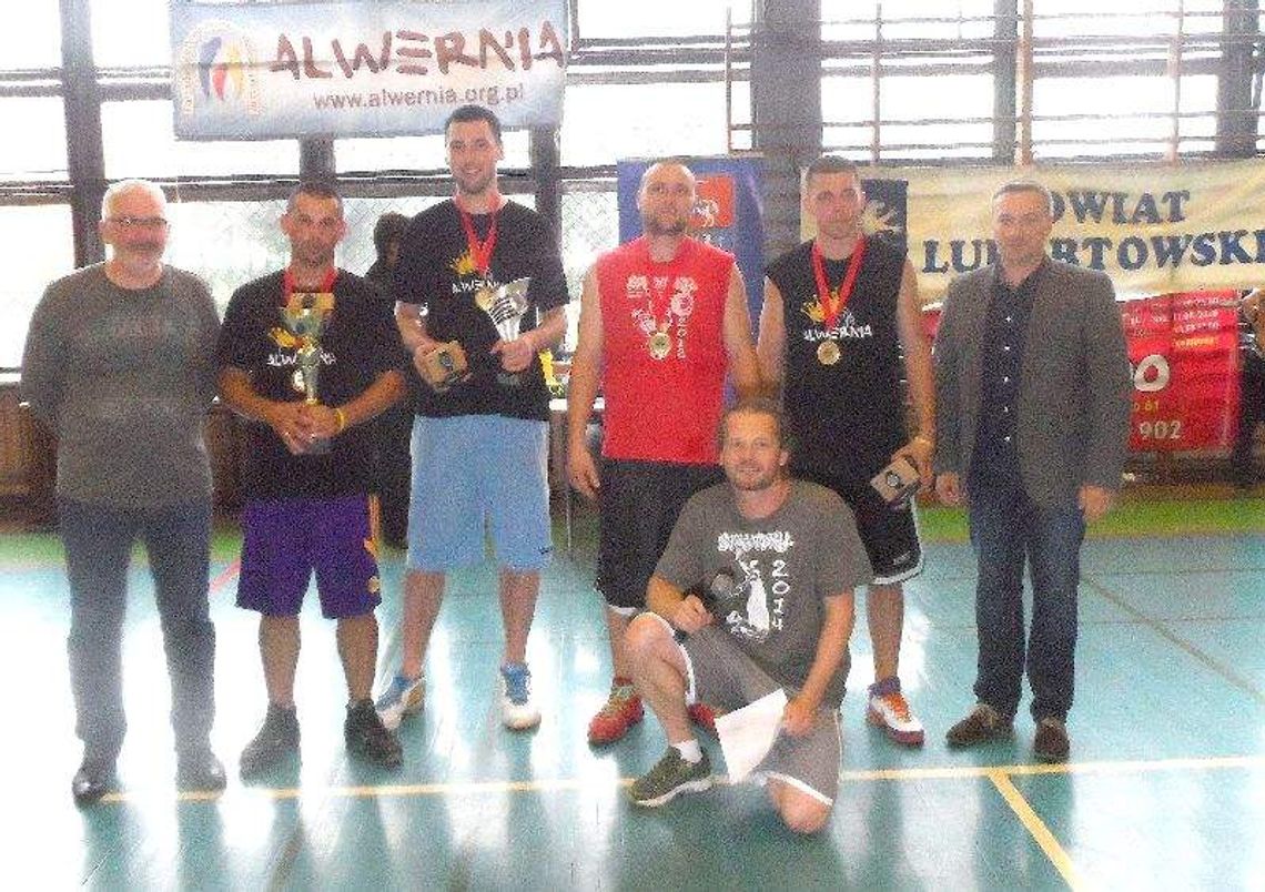 Alwernia wygrała turniej koszykóki ulicznej w Lubartowie