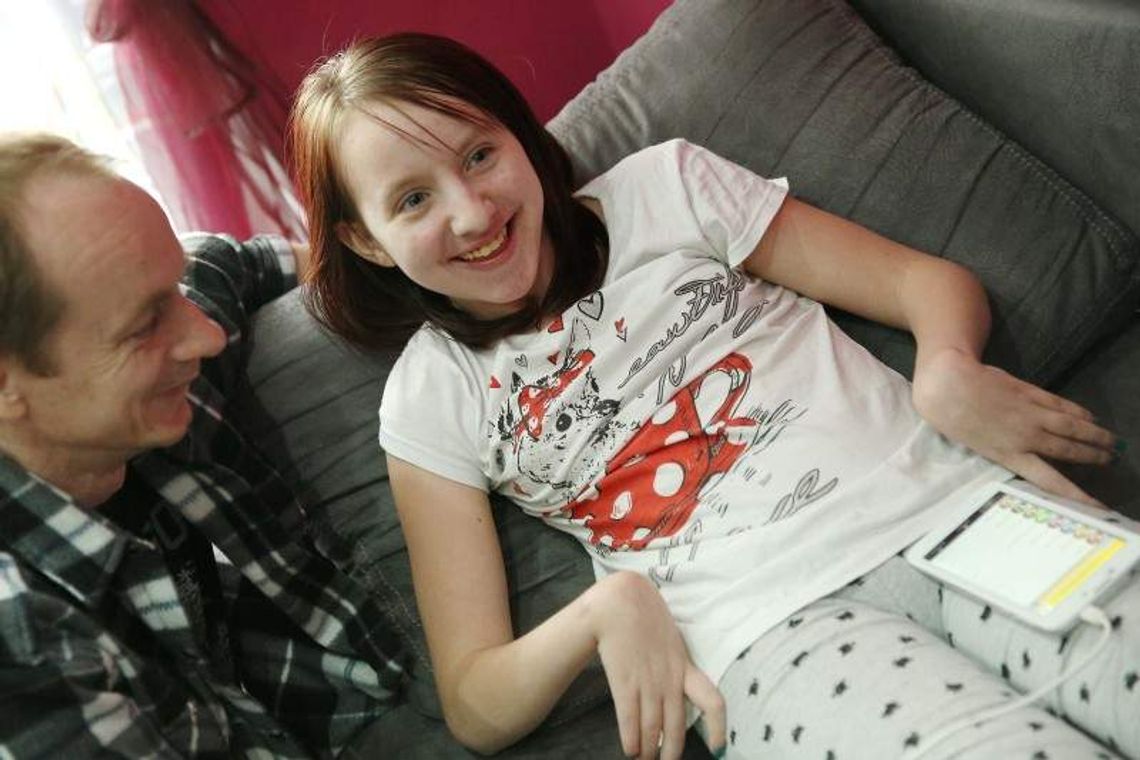 Amanda wybudziła się ze śpiączki. Laptop może pomóc w nauce