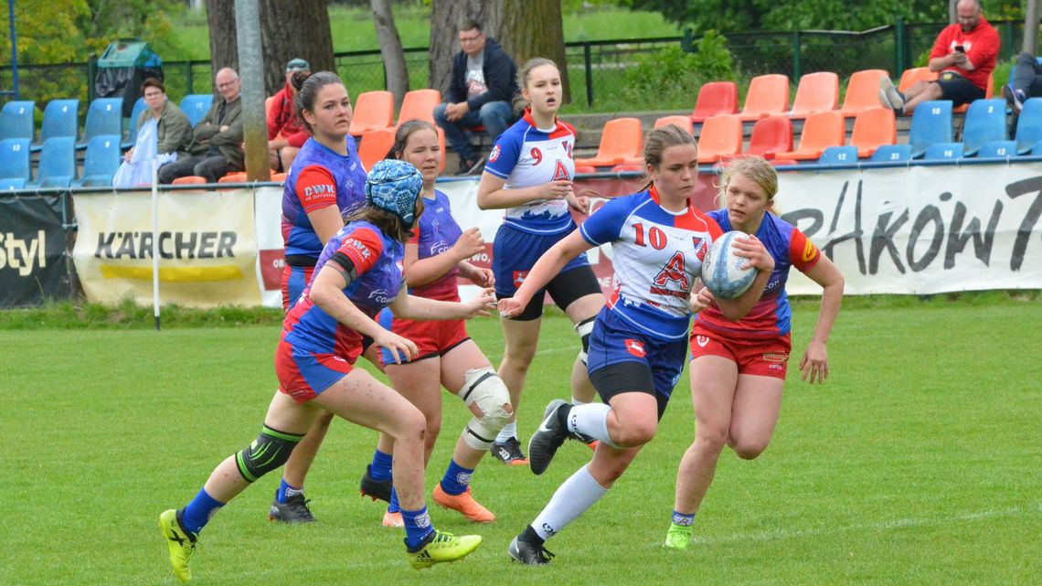 Amazonki Budowlani Lublin na podium IV Turnieju Mistrzostw Polski Rugby 7 Kobiet U 16 Amazonki Budowlani Lublin na podium IV Turnieju Mistrzostw Polski Rugby 7 Kobiet U 16