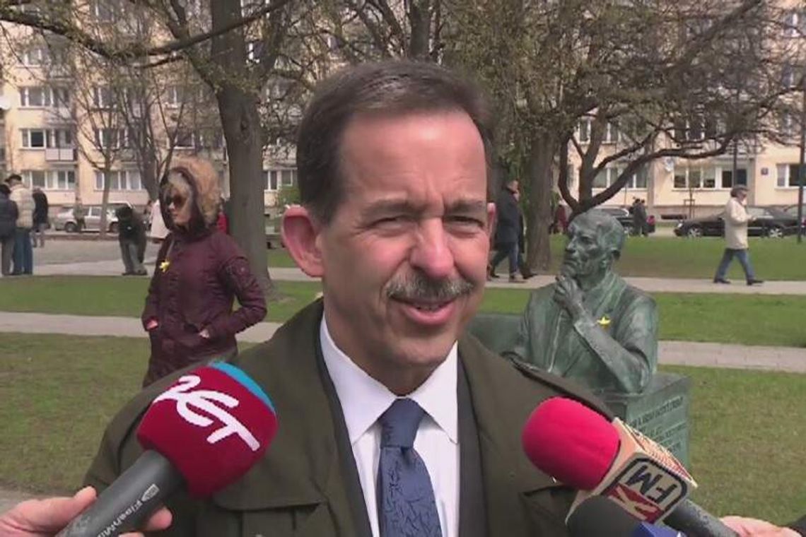 Ambasador USA: Sugestie, że Polska była odpowiedzialna za Holokaust są błędne i obraźliwe