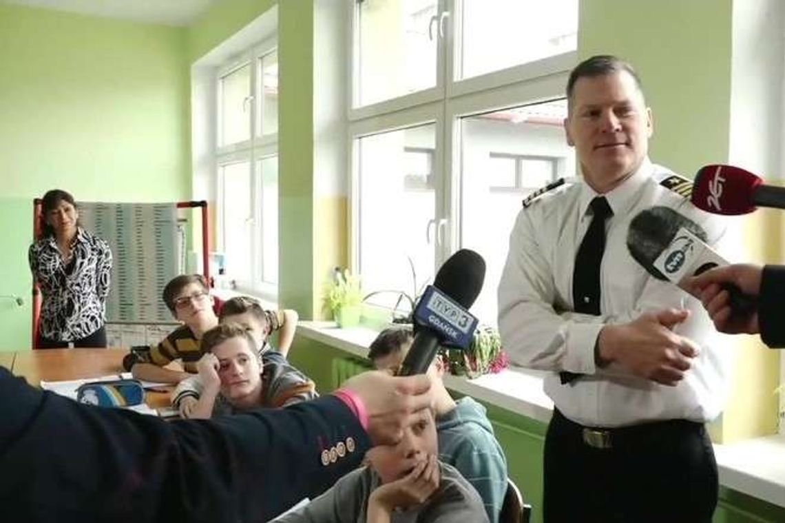 Amerykańscy żołnierze w polskiej szkole. Uczą się języka