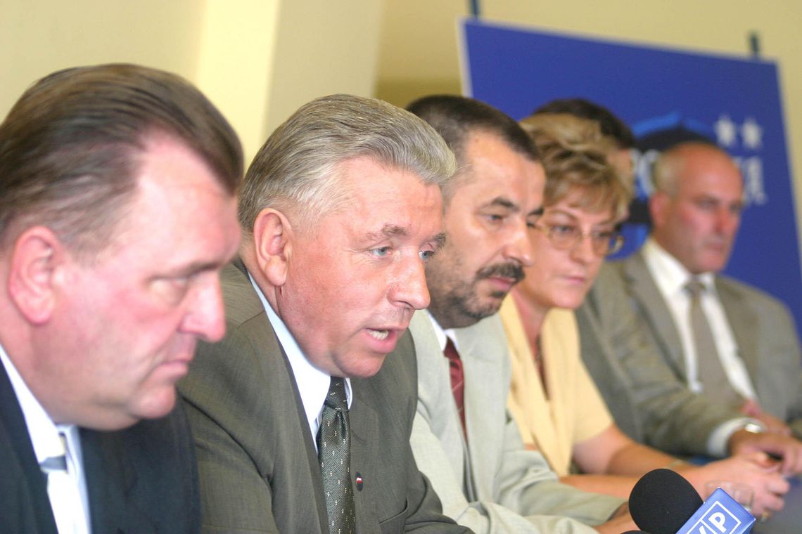 Andrzej Lepper czyści partię Andrzej Lepper czyści partię