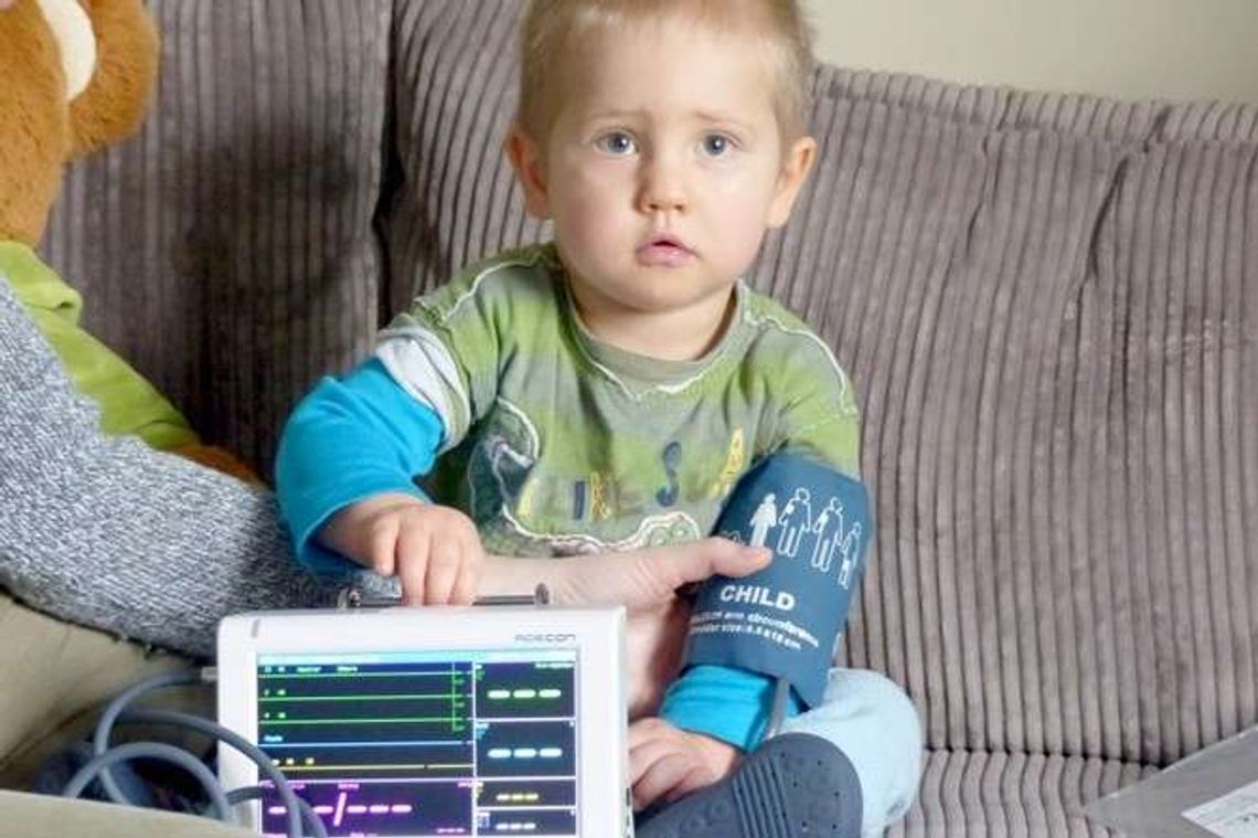 Antoś ma wadę serca i potrzebuje pomocy. Połowę kwoty już udało się zebrać