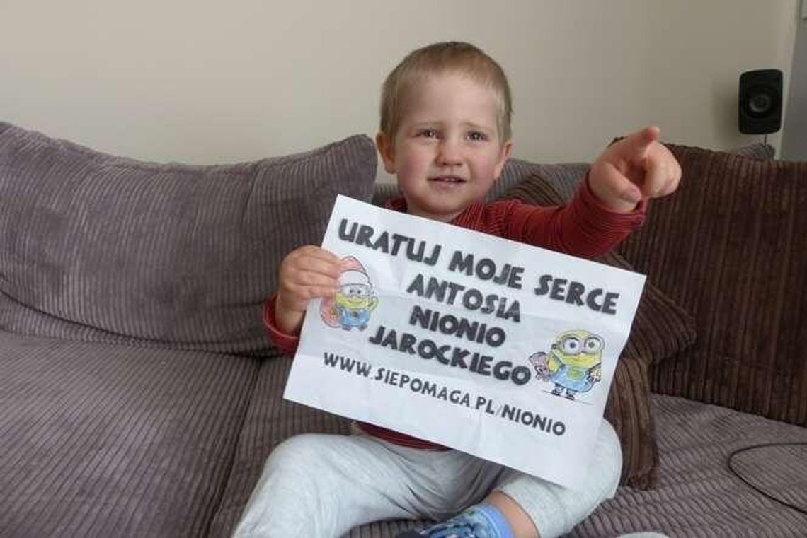 Antoś urodził się z połową serca. Rodzice walczą o życie chłopca Antoś urodził się z połową serca. Rodzice walczą o życie chłopca