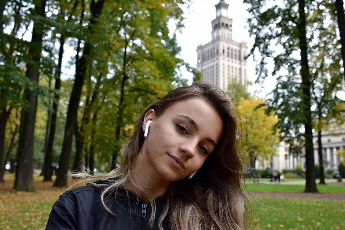 Apple AirPods – słuchawki, które zmieniły sposób słuchania muzyki